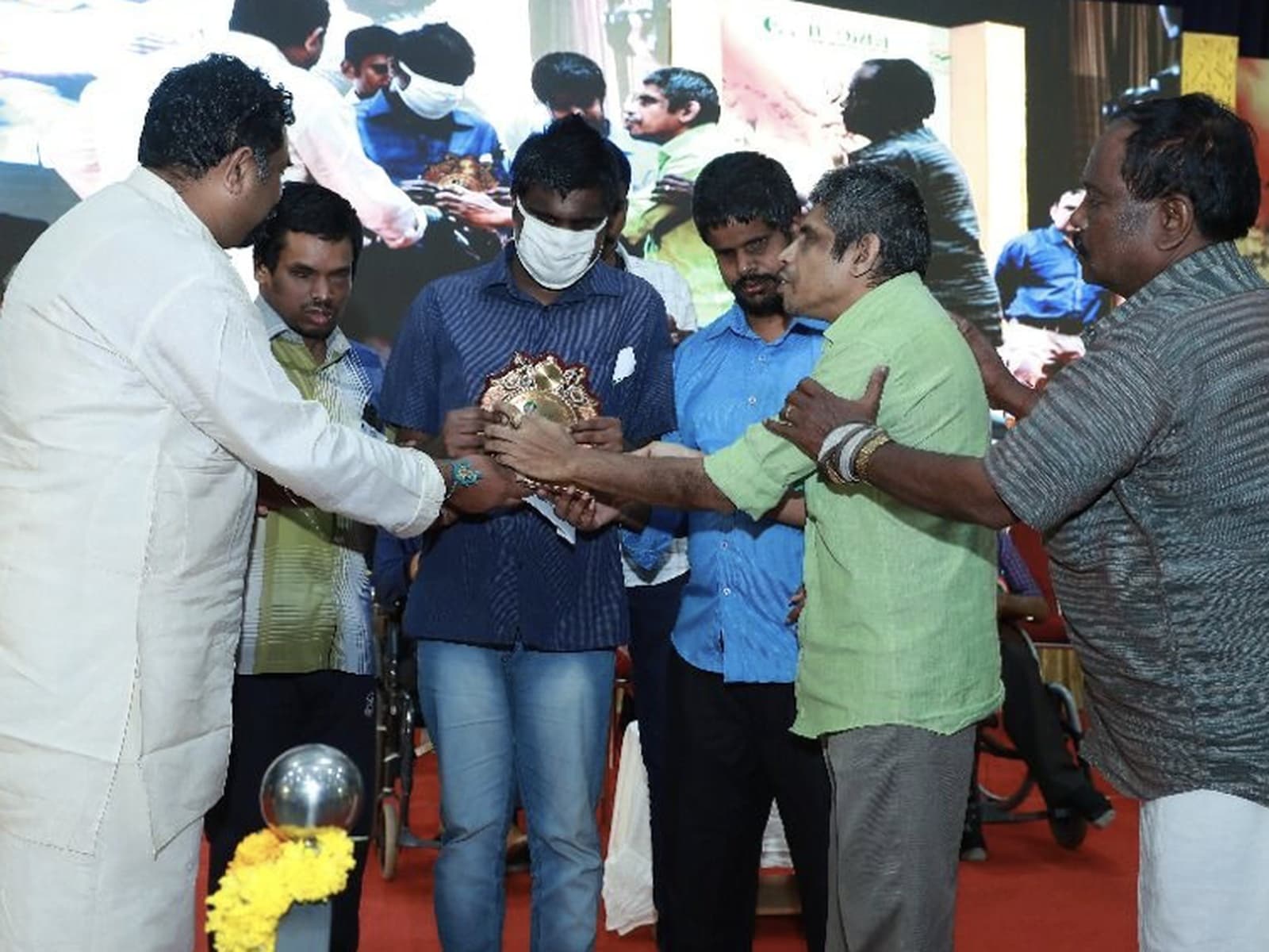 SAKSHAM volunteers at a CAMBA eye-donation awareness event